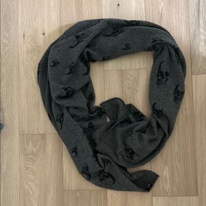 Skull cashmere women’s scarf